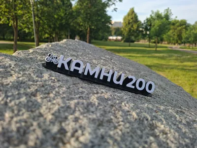 KAMNI 200 plate