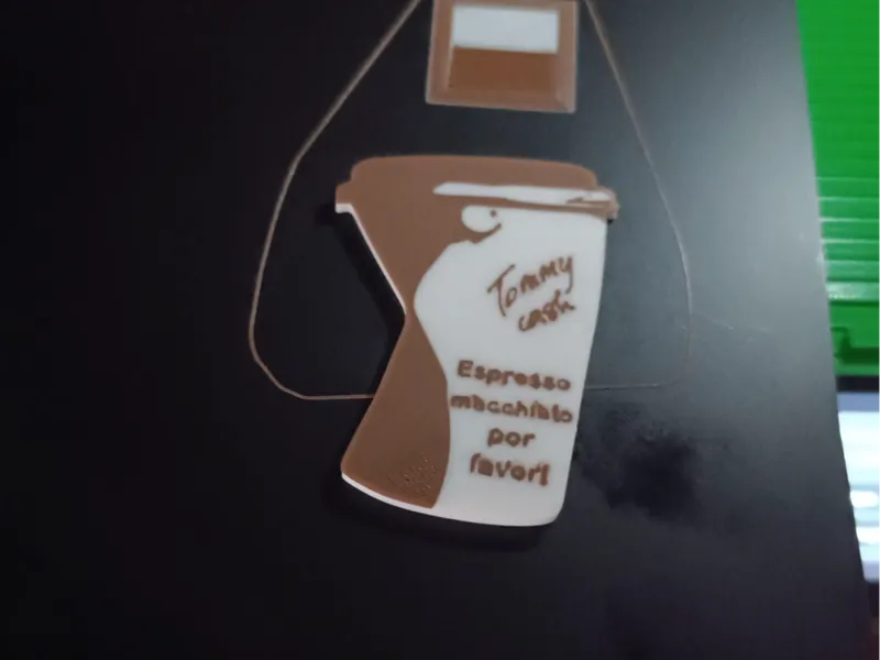 Espresso macchiato - Tommy Cash. Anche Keychain!
