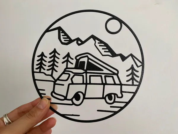 Décoration murale 3D « Van Life en montagne »
