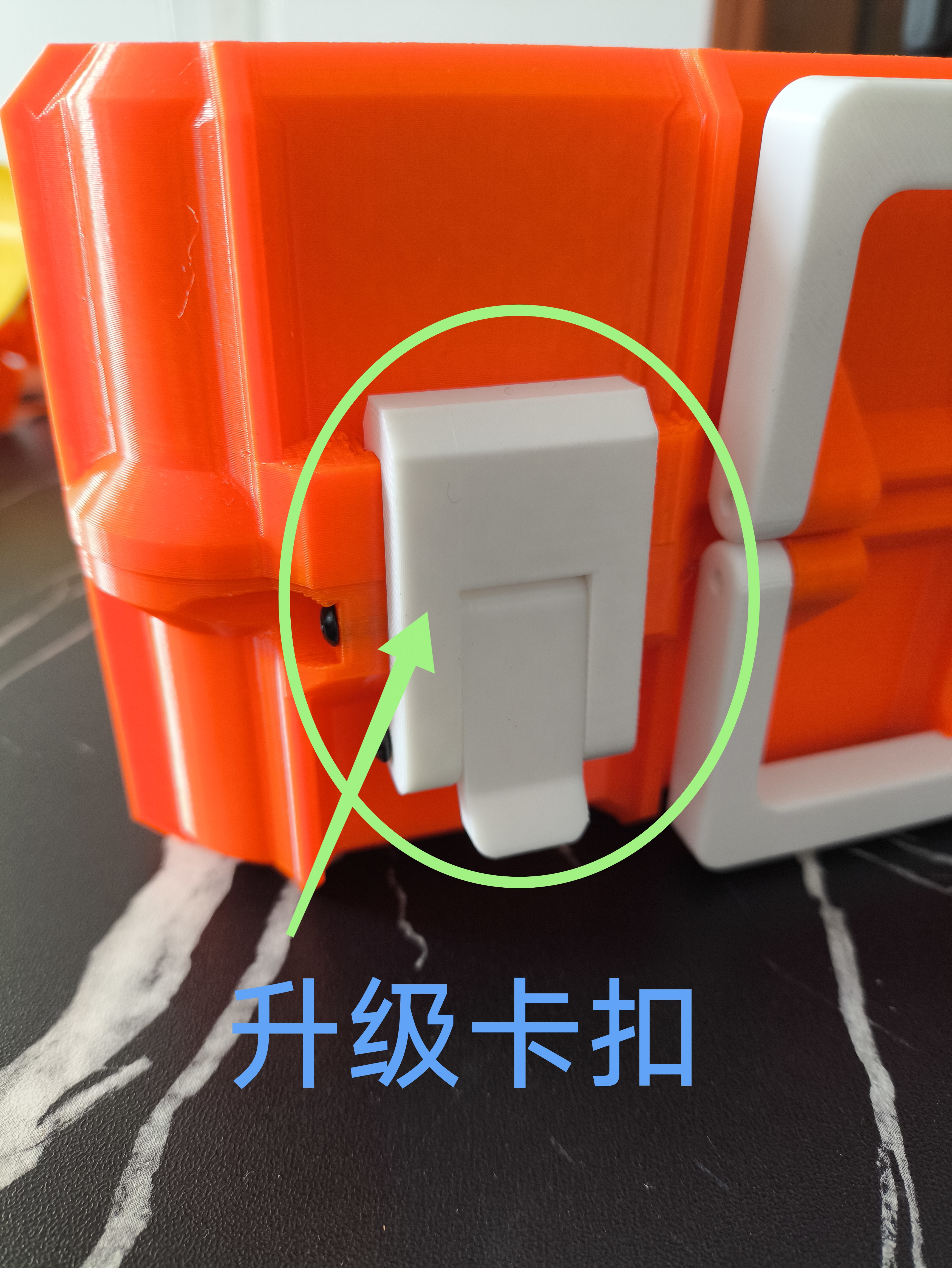 Miniatura 4 do modelo 3D 折叠工具箱(优化版本)