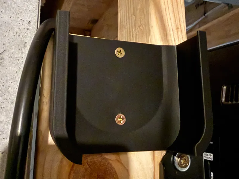 1st and 2nd Gen Apple TV 4K / Remote Wall Mount