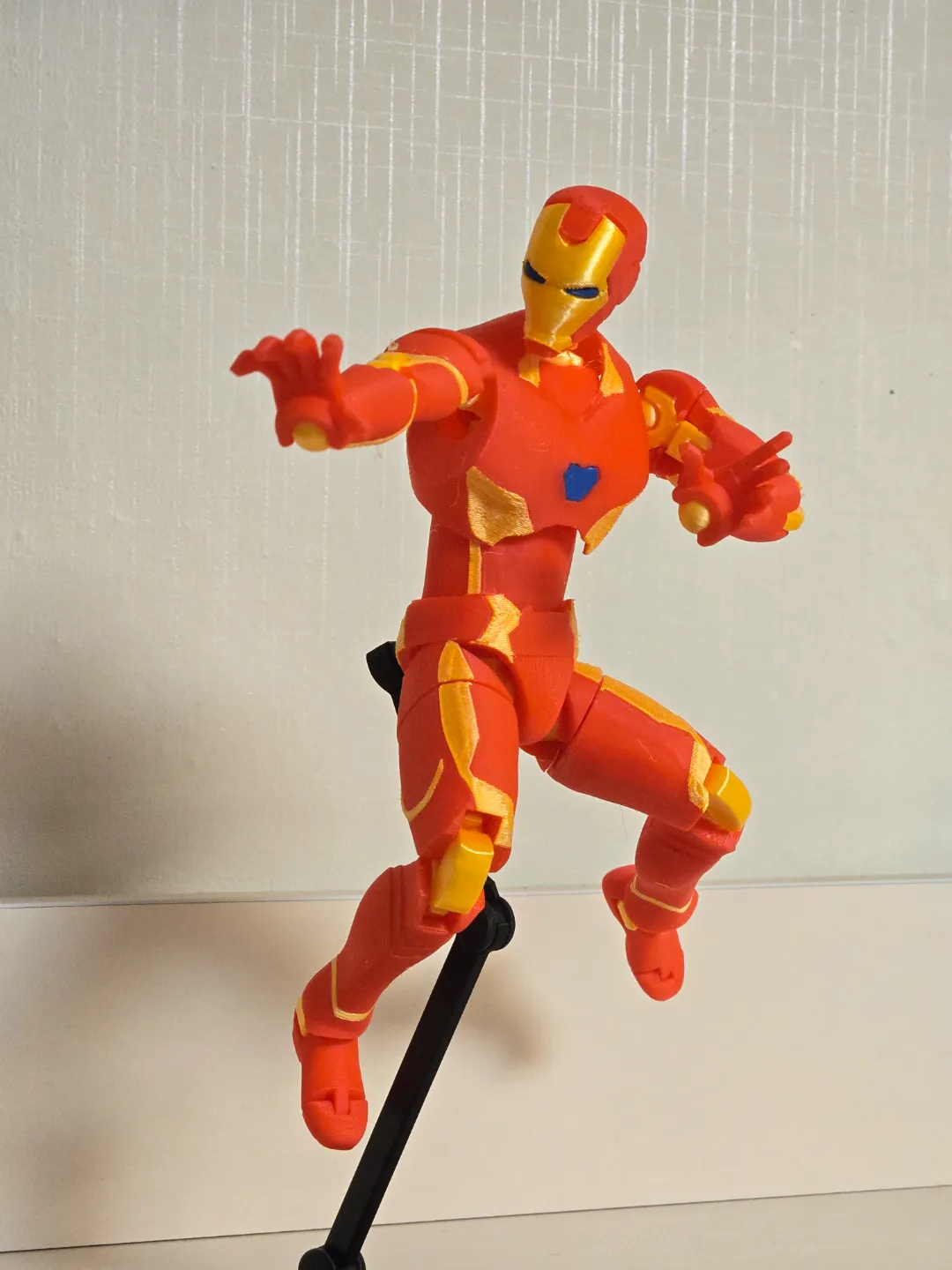 DUMMY 13 IRON MAN view 3