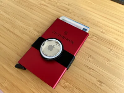Victorinox Wallet AirTag Holder