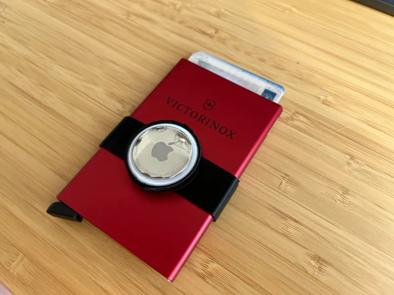 Victorinox Wallet AirTag Holder