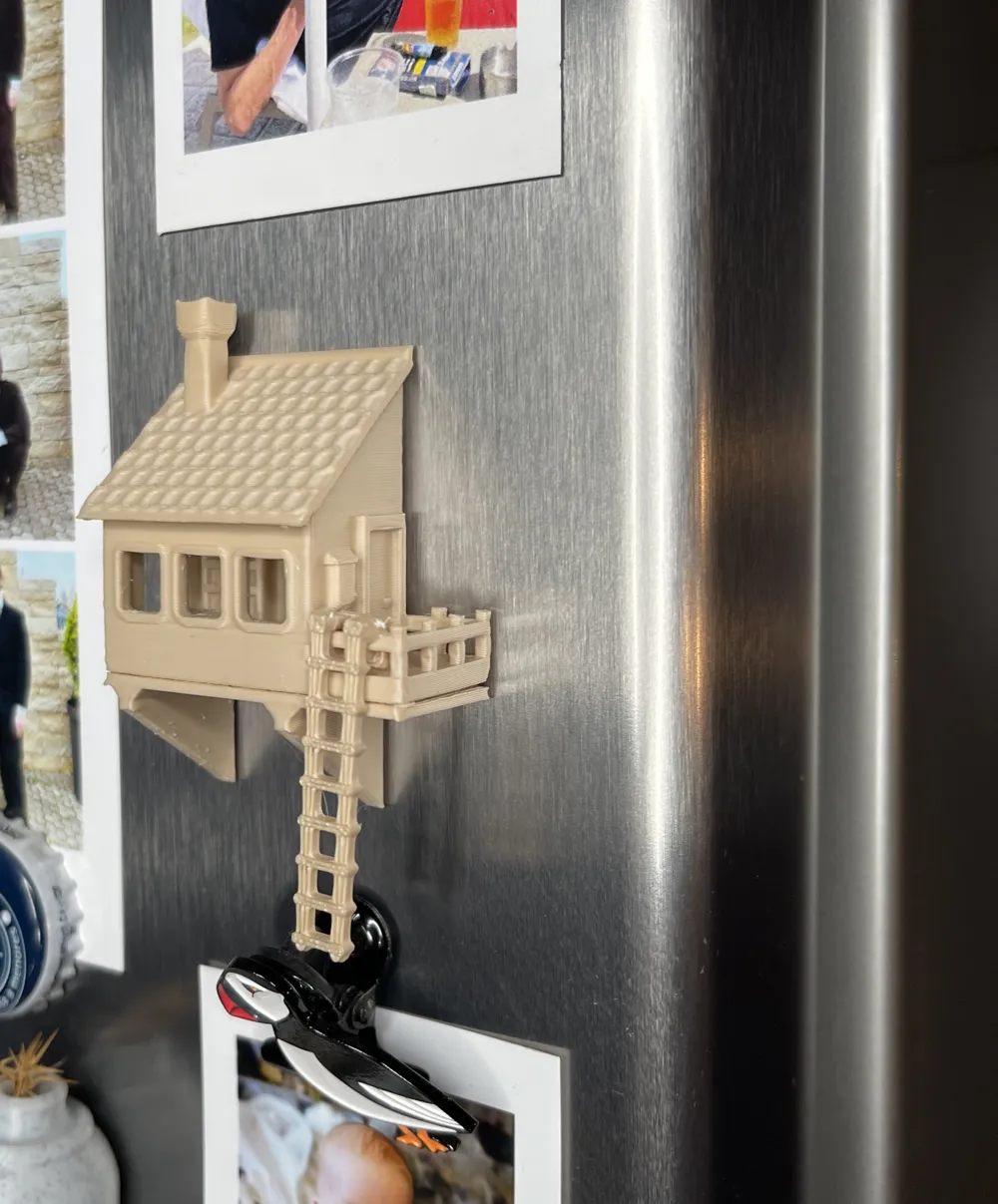 Treehouse Refrigerator Magnet - Free 3D Print Model - MakerWorld