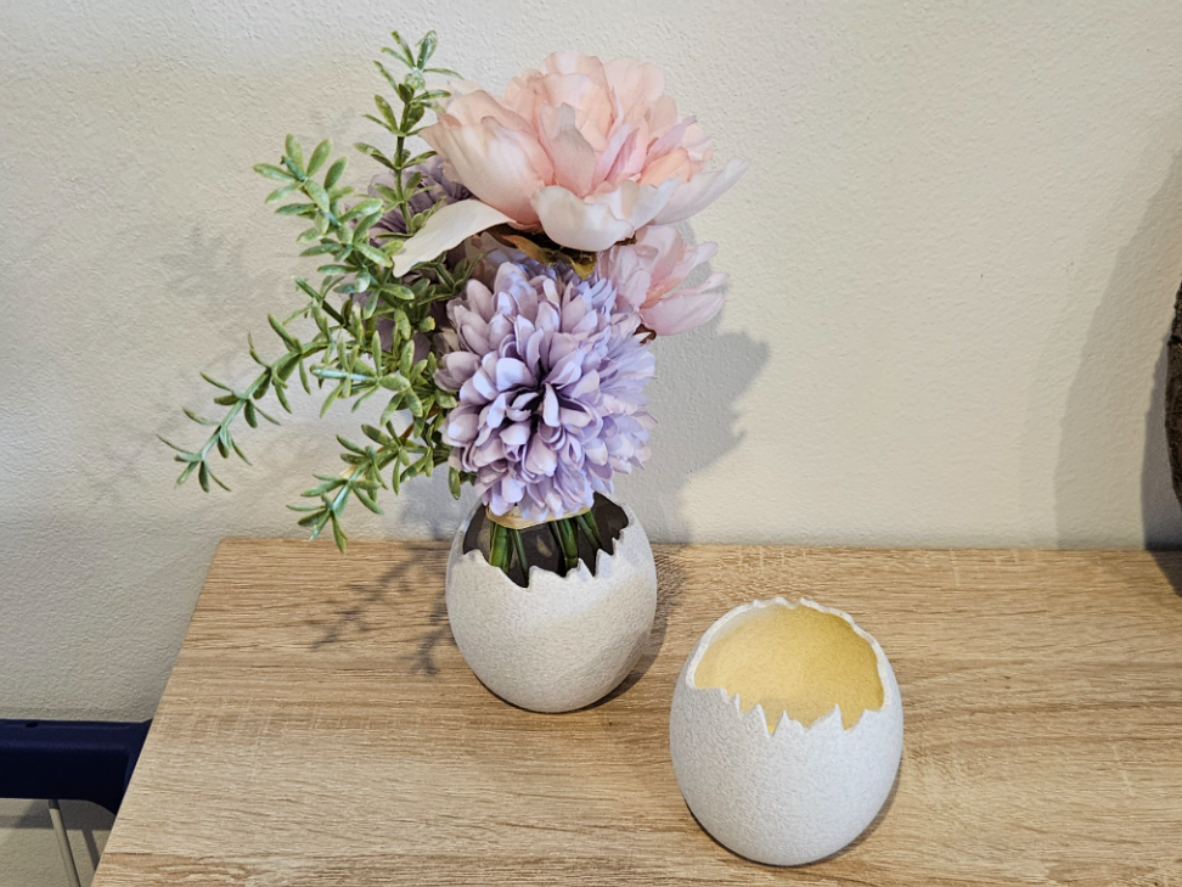 Osterei aufgebrochen Dekoration Teelicht - Vase