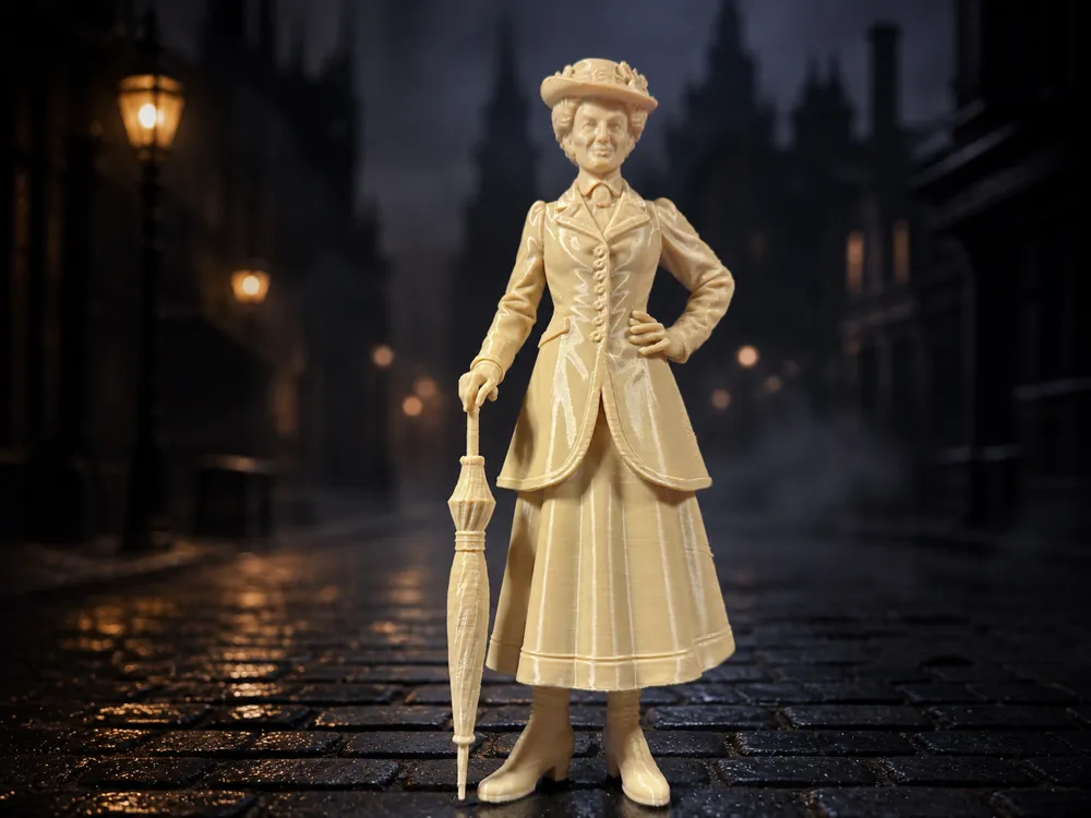 Figura decorativa: Missy – Doctor Who Figure 1:10. Referencia del modelo original.