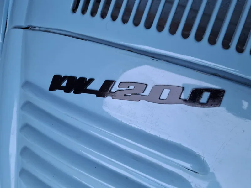 vw 1200 badge