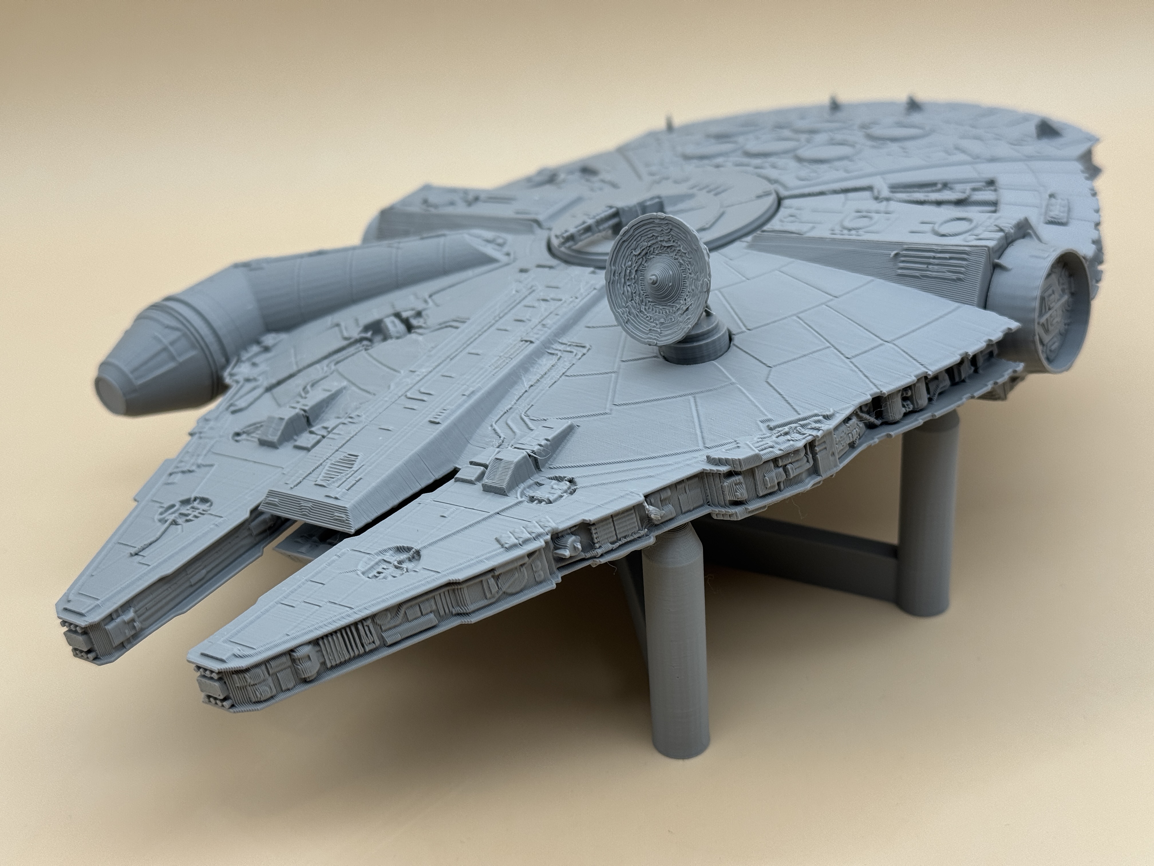 スターウォーズ ミレニアムファルコン 3D 反射写真　絵画 81U2NBusUQL._AC_UF1000,