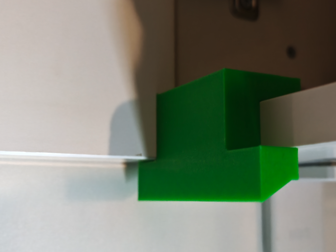 18mm cap mounting bracket, new version.