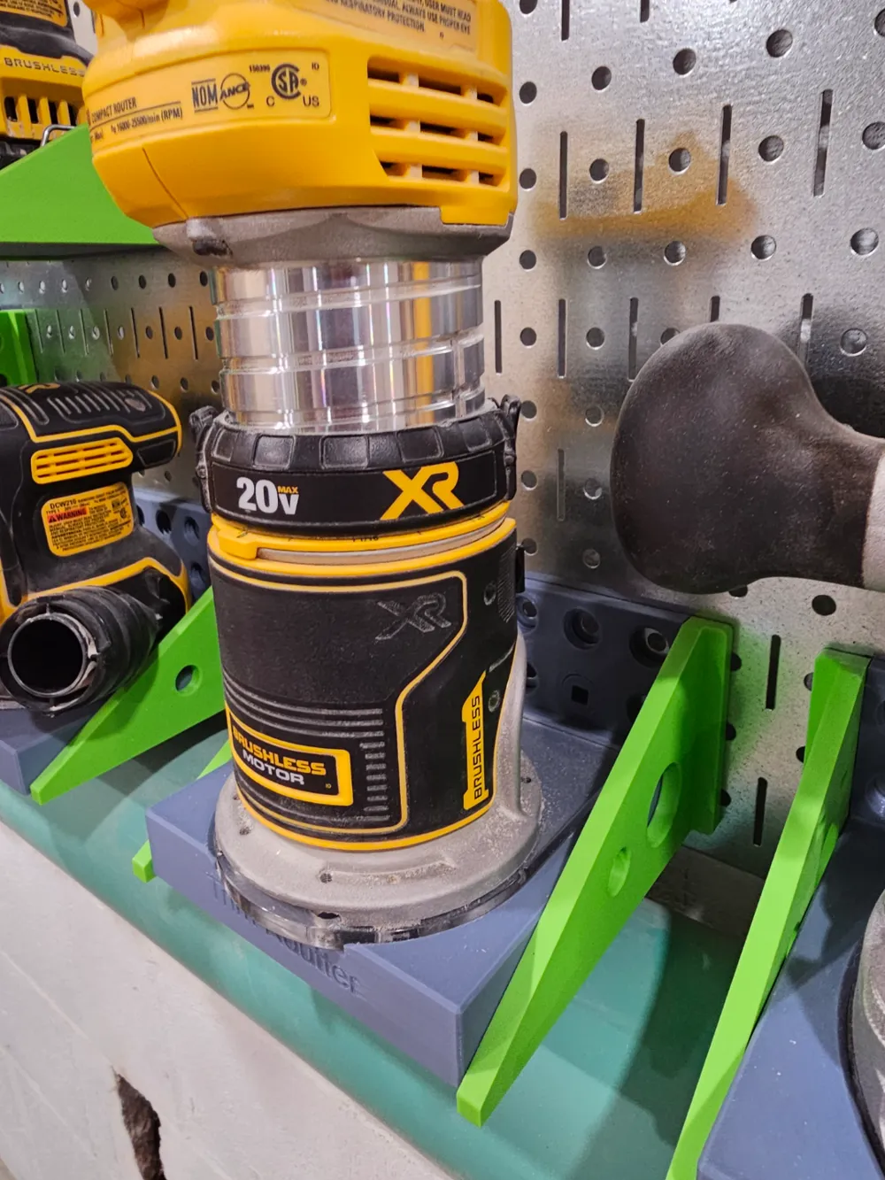 Dewalt 20v Router wall Control by Oclure MakerWorld