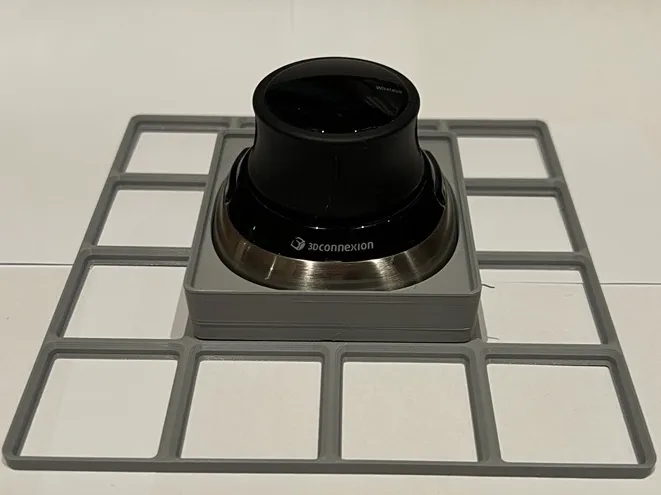 Gridfinity Spacemouse holder