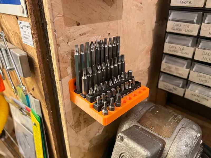 Multiple bits holder - v1