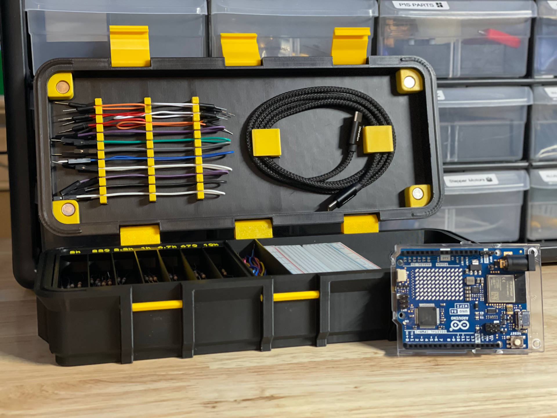 ALL-IN-ONE Arduino and Hardware Storage Box