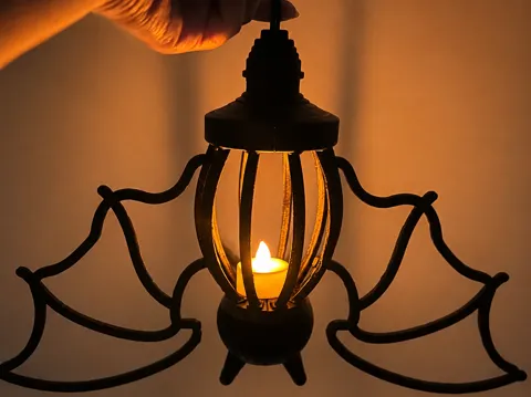 Accesorio de iluminación decorativa: Spooky Bat Lantern | LED Tealight Holder — referencia de MakerWorld