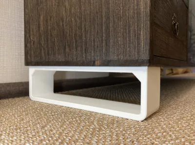 shelf foot