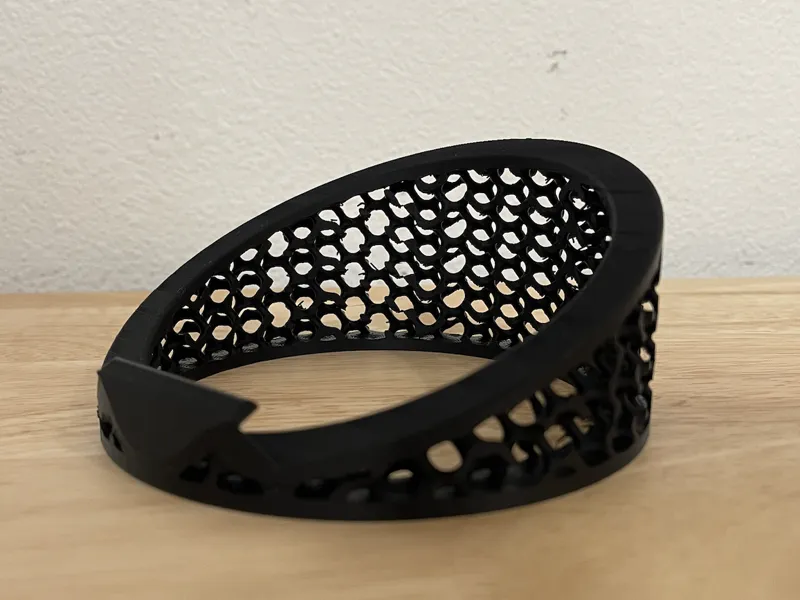 Ipad stand gyroid lattice