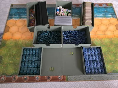 Ultimate box organizer for the game Memoir '44