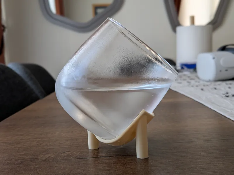 45° Angled Ice Glass Stand – Freezer Mold