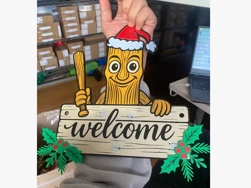 Tung Tung Christmas Welcome Sign