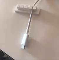 zum Kleben 3.5mm Kabel zb USBC usw.