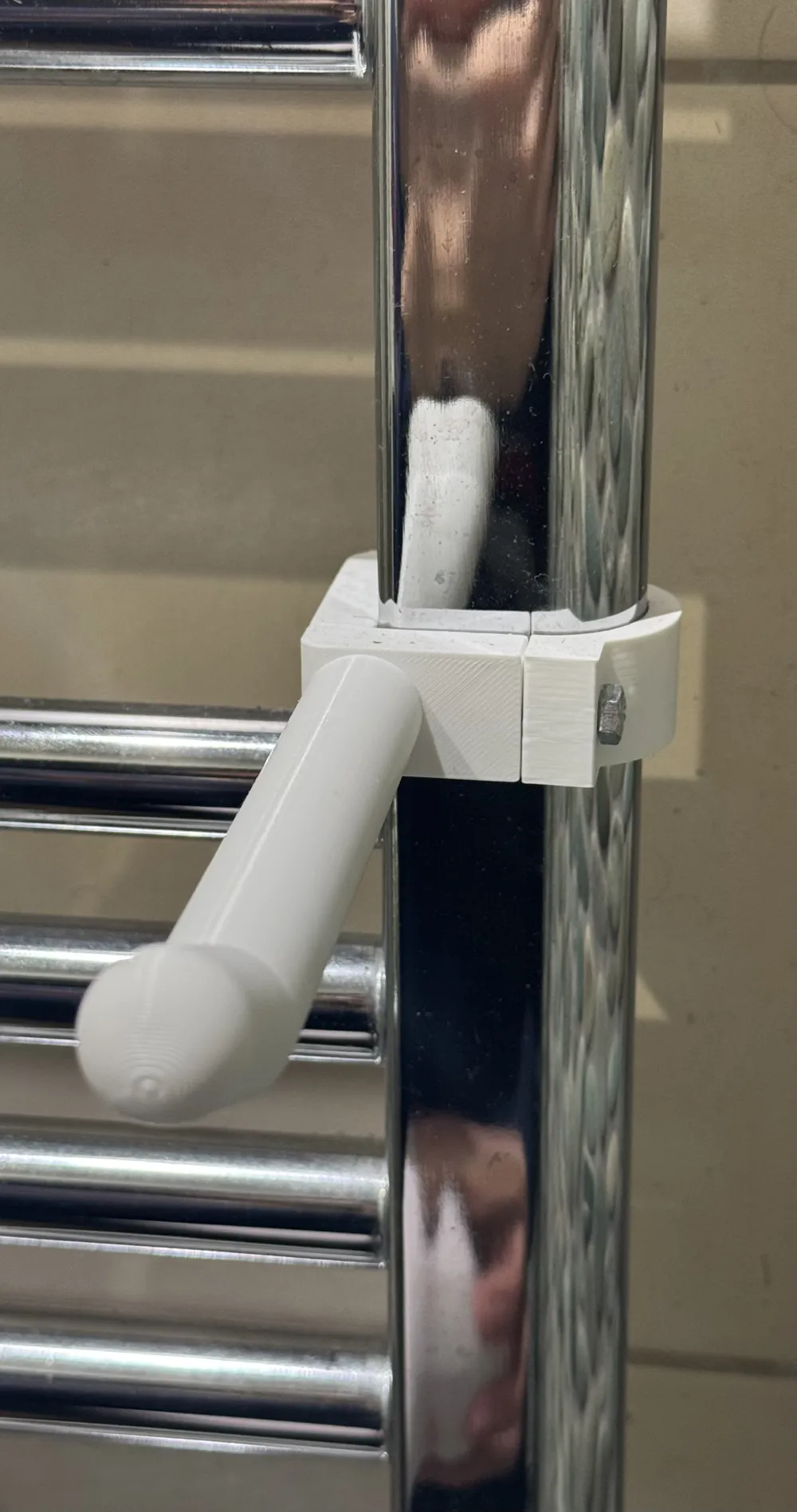 Toilet Paper Holder for Radiator by Printed GalaxyMakerWorld: Download ...
