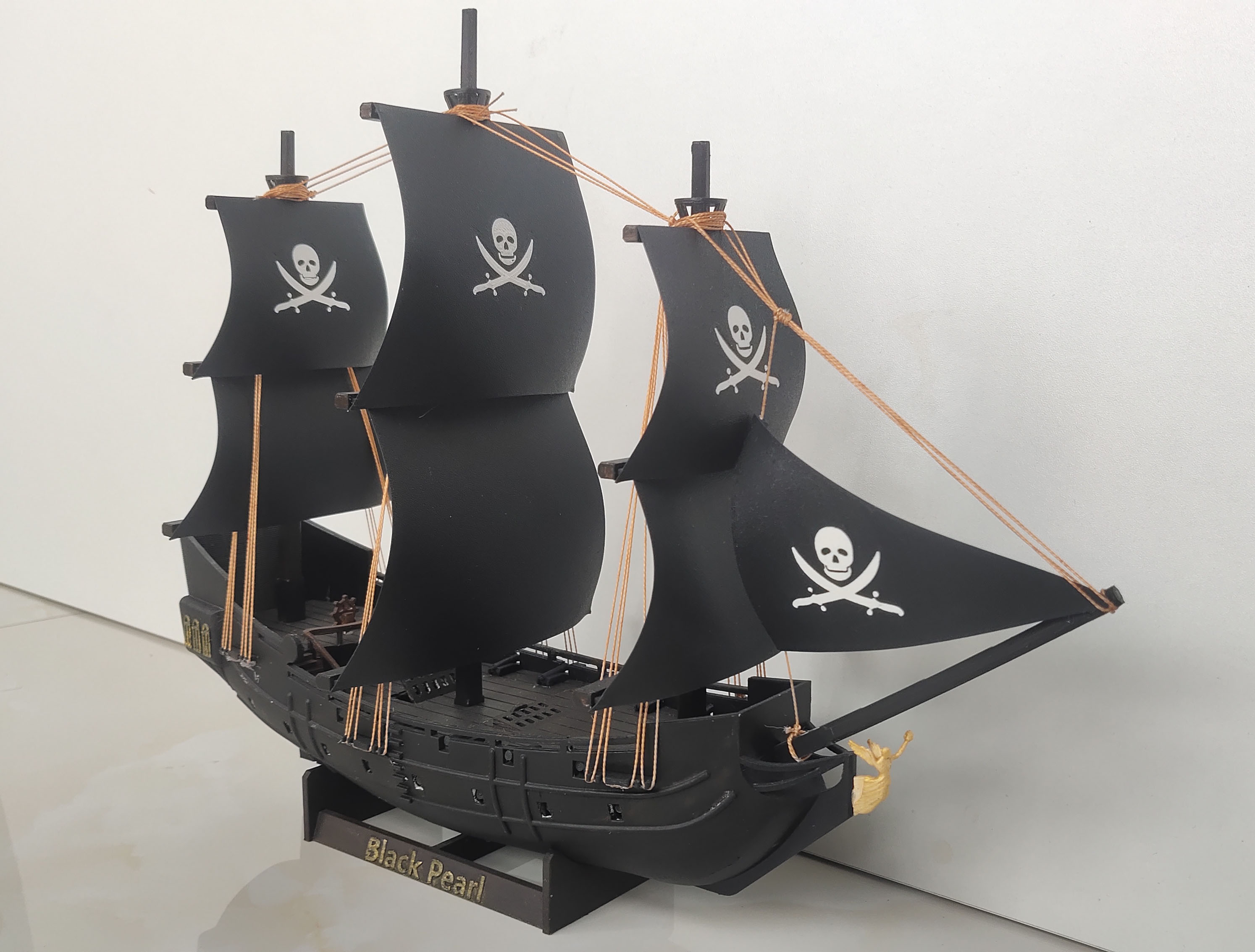 Pirates of the Caribbean - Black Pearl - Free 3D Print Model