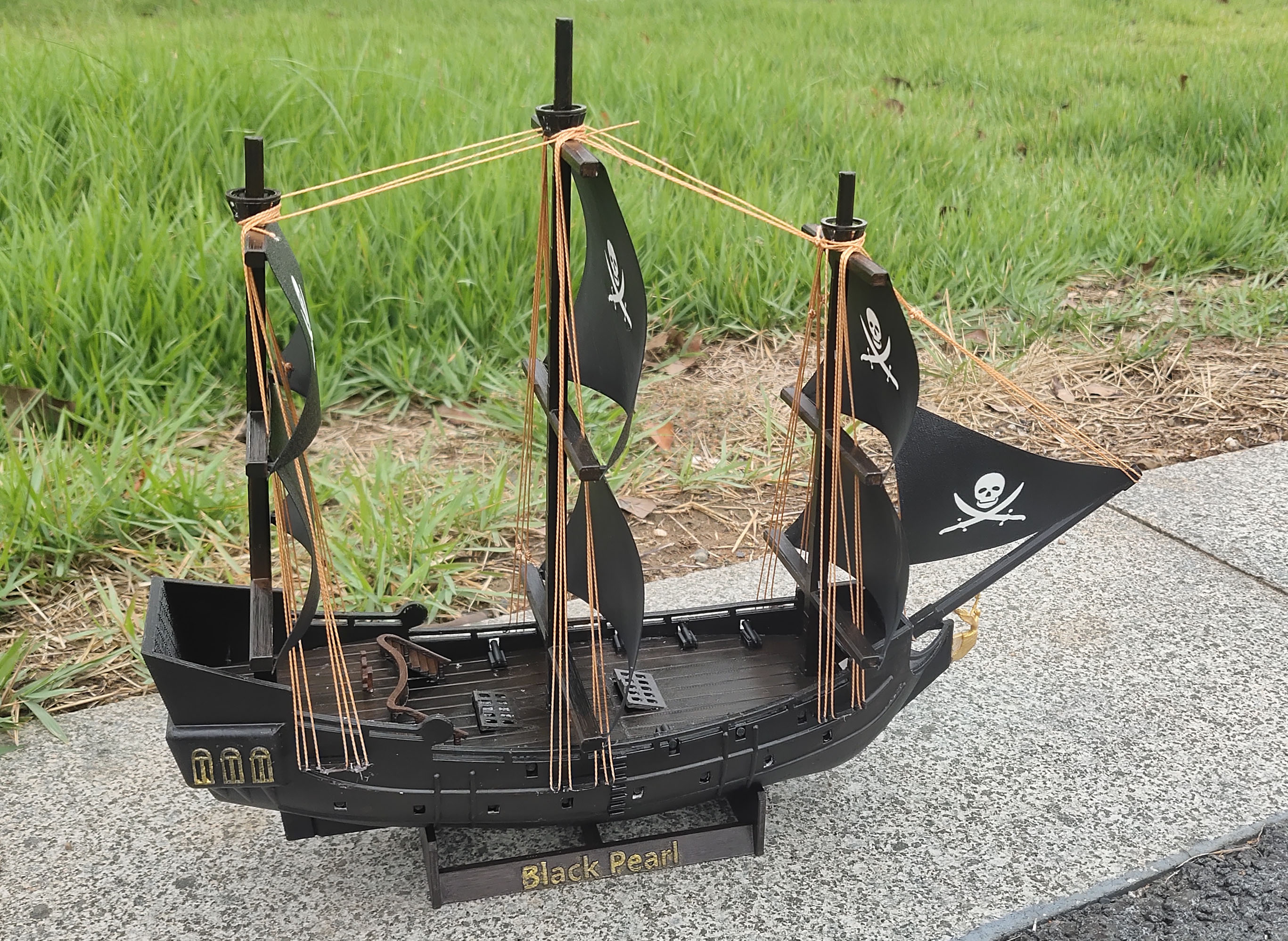 Pirates of the Caribbean - Black Pearl - Free 3D Print Model