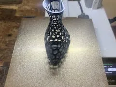 Veroni Vase