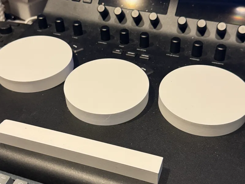 Blackmagic Mini Panel Supporter