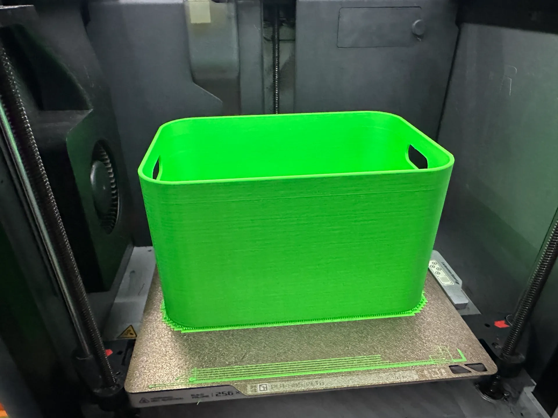 Miniatura 2 do modelo 3D 可堆叠手提篮收纳盒