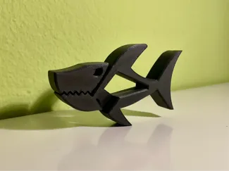 Bitey SHARK clip