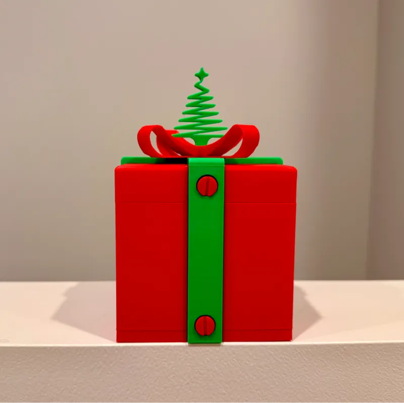 Less annoying Gift Box w/ Tree screwdriver!