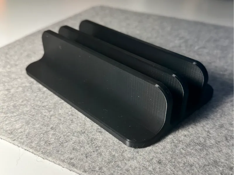 Macbook Pro 14 (with case) + iPad Pro (with case)
