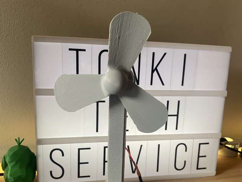 DIY desktop fan