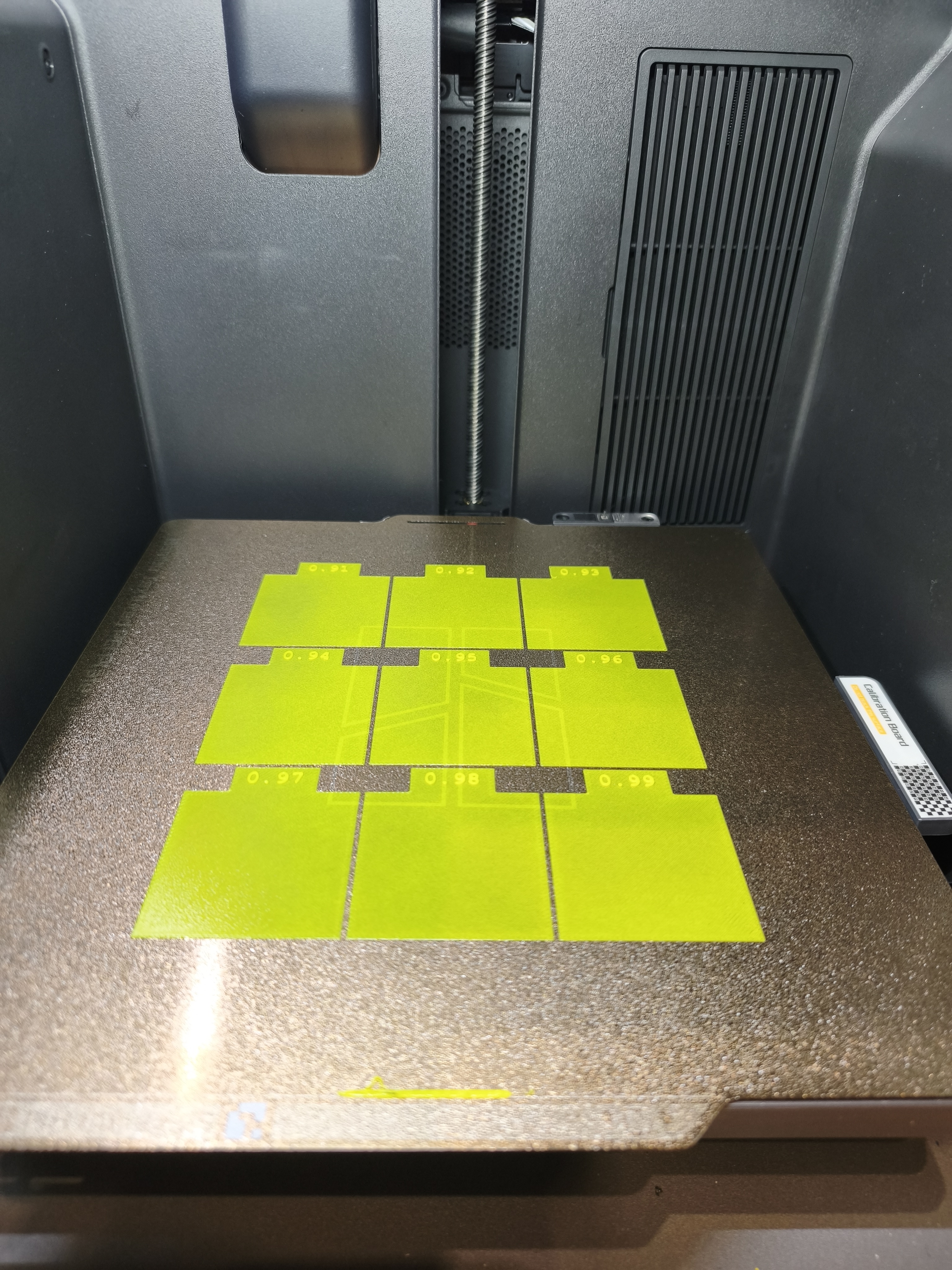 Miniatura 3 do modelo 3D testing the correct first-layer flow rate