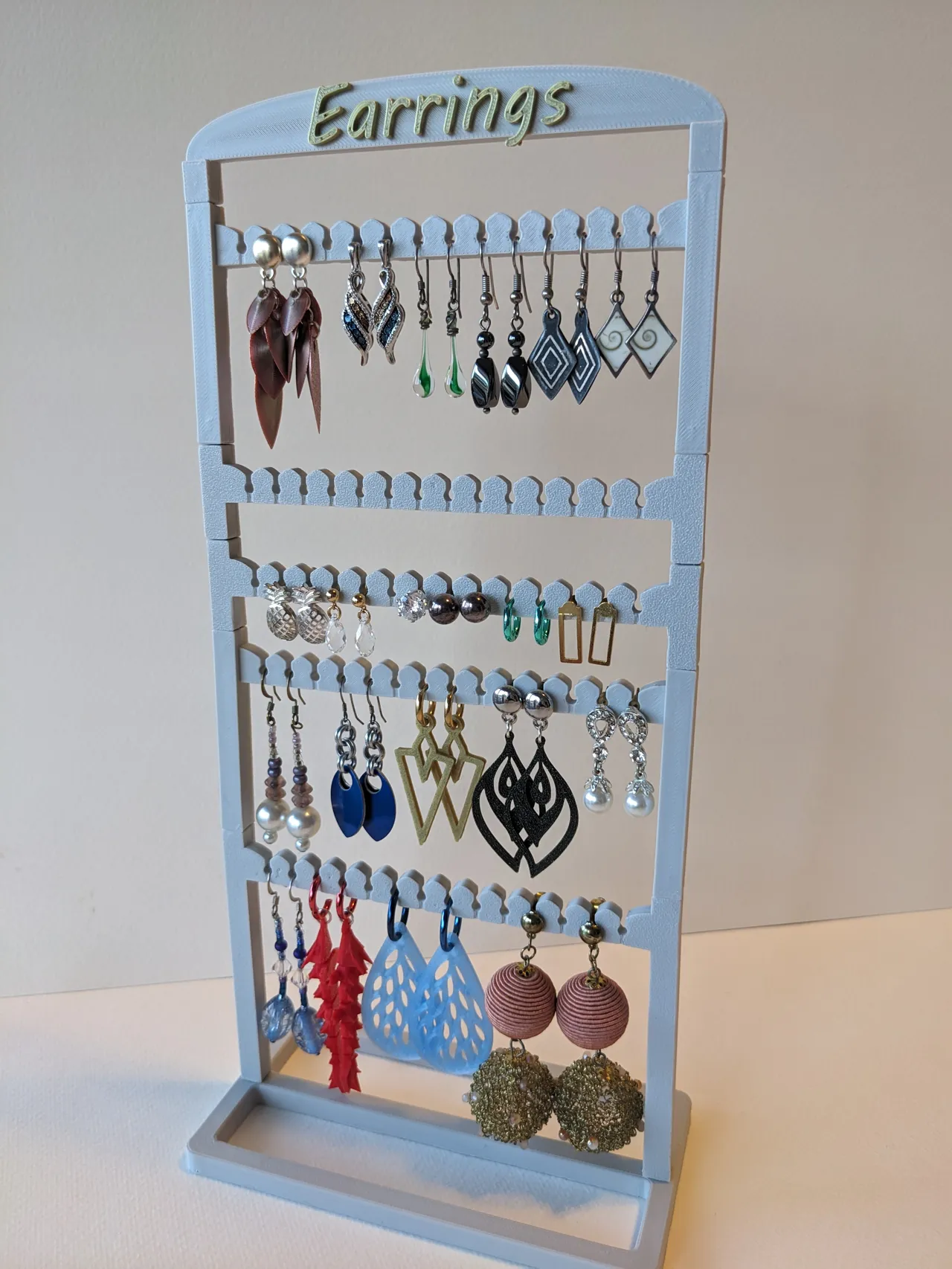Modular Earring Display with Personalizable Topper view 3