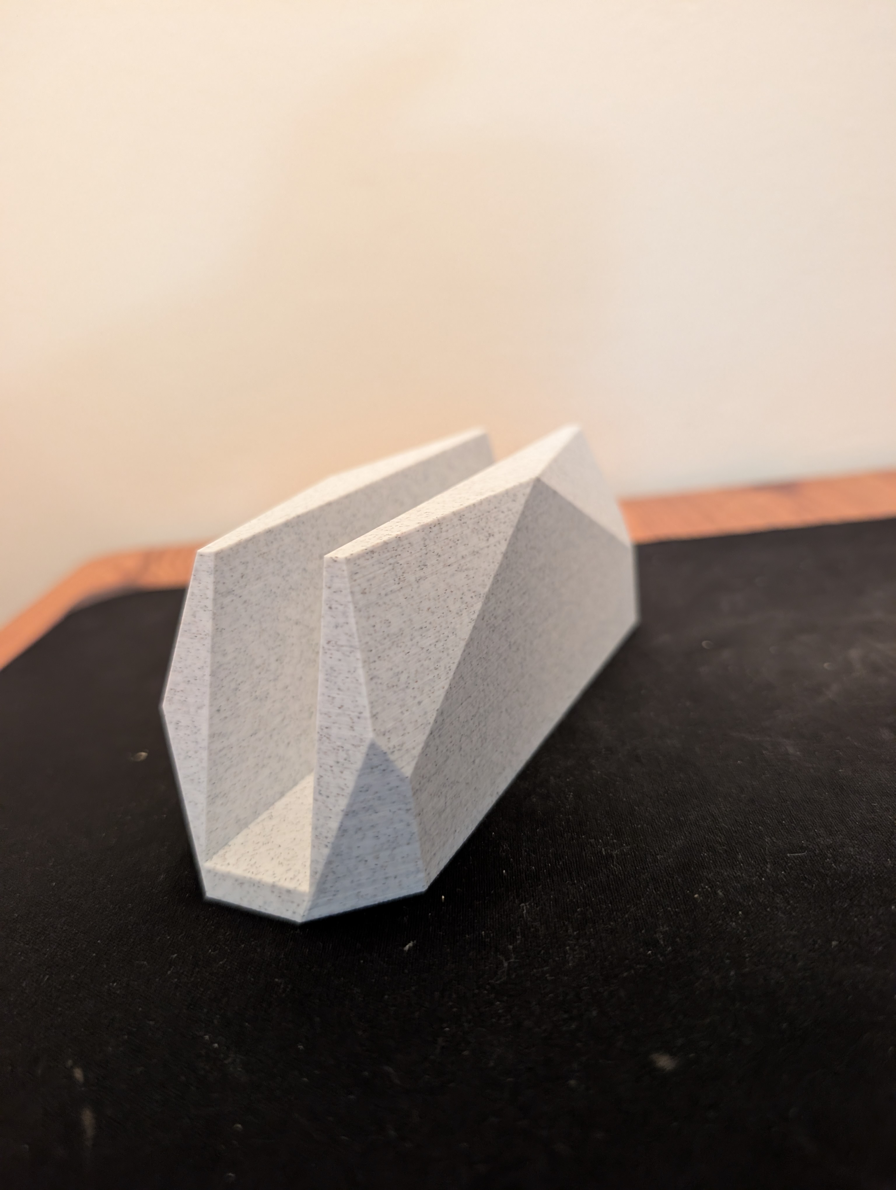 Miniatura 8 do modelo 3D Vertical laptop stand