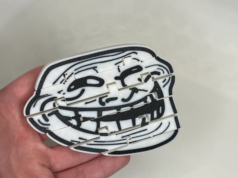 Articulated Flexi Troll Face Flexible Toy