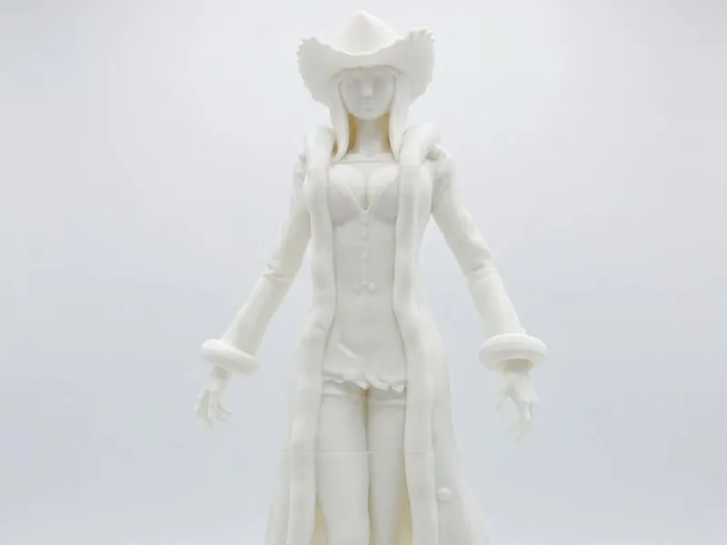 Nico Robin One_piece 30cm con basamento