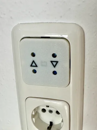 Busch & Jäger roller shutter switch child lock