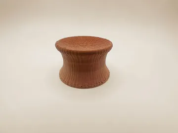 Accesorio de taller: WLM - 1960's Scandinavian Stool Ottoman in Rattan — vista de referencia 3