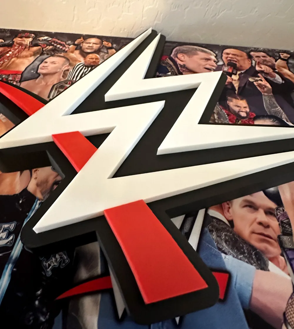 WWE Logo Desk Sign (Freestanding) by Dan Short - MakerWorld