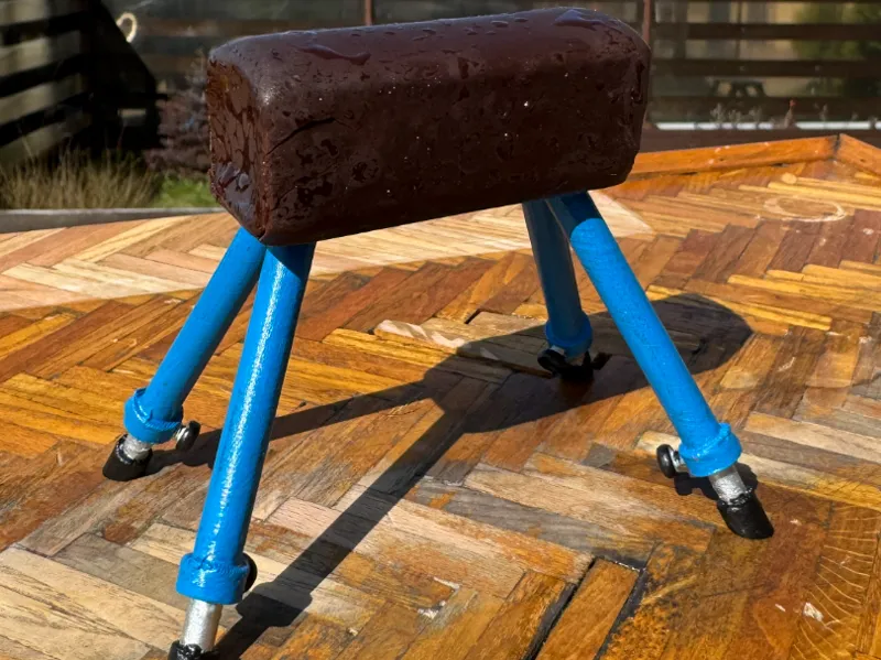 vaulting buck for curd cheese