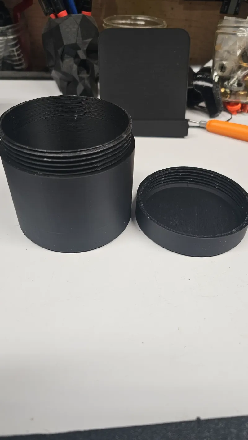 Threaded container