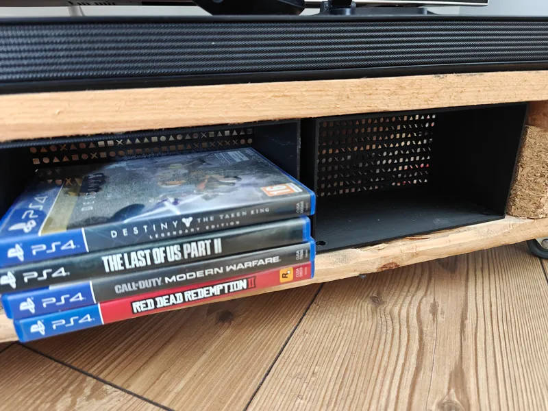 PS5 Games Box fits under a euro pallet