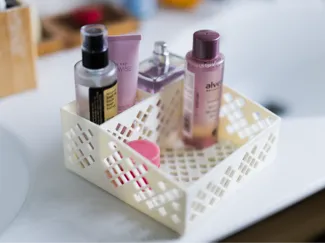 Cosmetic beauty basket