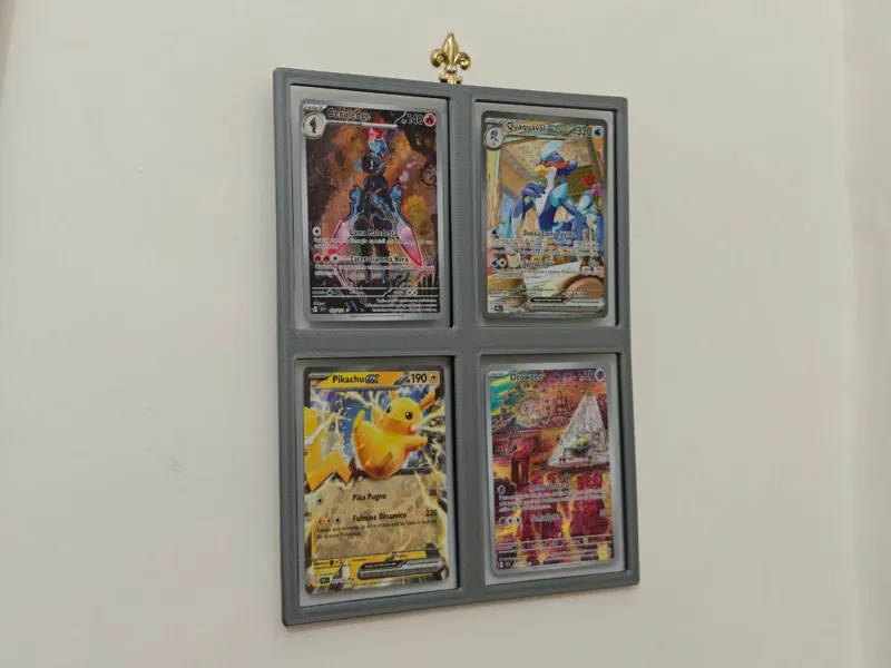 Standard toploader card wall frame