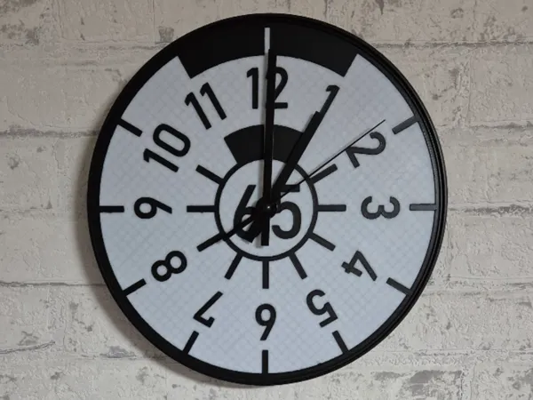 https://makerworld.bblmw.com/makerworld/model/US71ab449d74fddd/design/2025-12-13_7b815ad8a6635.jpg