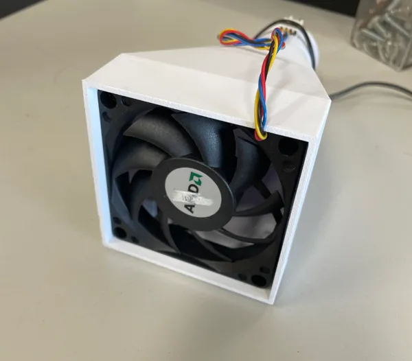 https://makerworld.bblmw.com/makerworld/model/US71ae2e28d4a428/design/2024-10-15_92e29f4f7a897.png